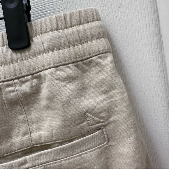 UnTuckit Whitley Short tan cream white xl drawstring - Picture 4 of 8